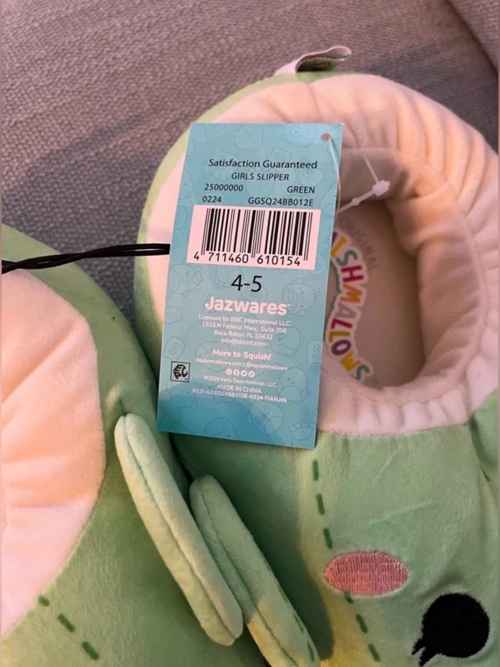 Slippers Squishmallows Kids Size 4/5 (not toddlers) NWT